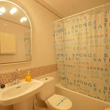 Lets Holidays Elsa Apartment Tossa de Mar