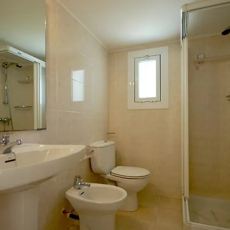 Lets Holidays Elsa Apartment Tossa de Mar