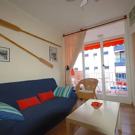 Lets Holidays Elsa Apartment *